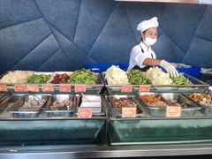 -彩虹云霄酒店76&78层国际自助餐