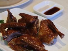 脆皮烧乳鸽-御宝轩(益丰·外滩源店)