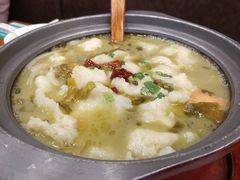 -周鱼小馆石锅酸菜鱼(活力汇店)