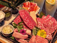 -铭牛烧肉·和牛海鲜自助(高新月牙湖店)