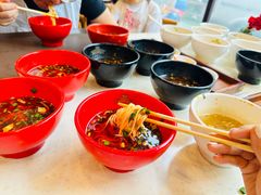 -乡党臊子面(丰庆公园店)