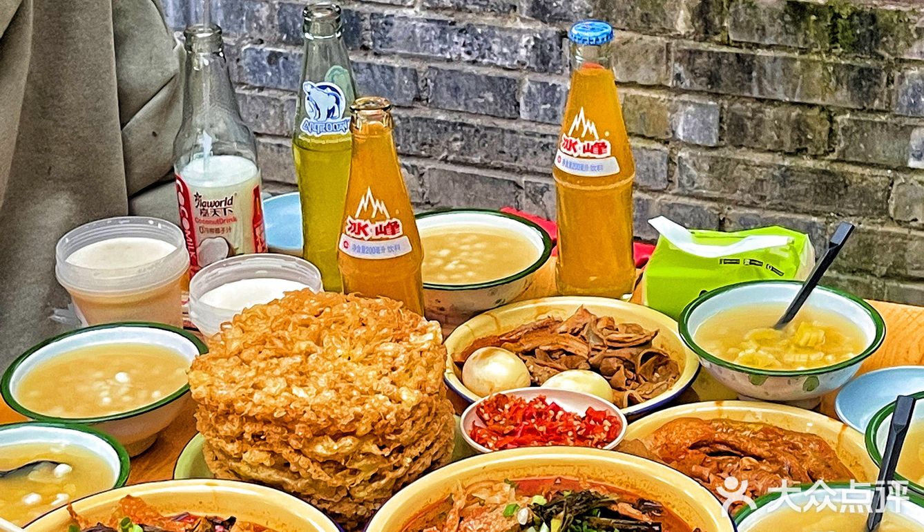 关于我在西安坐车一小时也要去吃的首家糖水和柳州螺蛳粉 