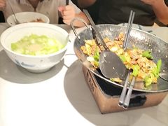 -费大厨辣椒炒肉(高铁吾悦广场店)