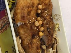 -鲲少爷烤鱼饭.螺蛳粉·清真(爱琴海店)