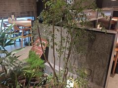 -聚友斋(陶瓷琉璃馆水晶街店)