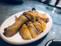 -侬佳蒸菜馆(听潮店)