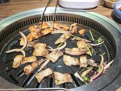 -明洞阿姨·韩式酱蟹烤肉·创意料理(三元桥店)