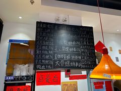 -柳州肥姨妈大骨螺蛳粉(曹路店)