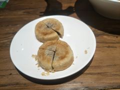 经典玫瑰鲜花饼-茶花妹子云南餐厅(传媒大学店)