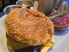 传统牛肉汉堡-bluefrog蓝蛙(皇庭广场店)