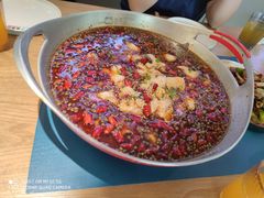 -爱妻鱼•老体北重庆水煮鱼•川菜(白云路店)