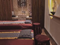 -爱乐国际温泉水疗会