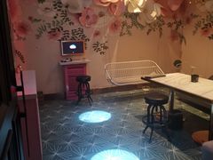 -范特西FANTASY量贩式KTV(民主广场店)