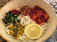 百香果拌米粉-粉八·云南米线·建水烧烤(常熟路店)