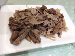 -老六杀猪菜(进乡街店)