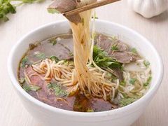 -牛一嘴·兰州牛肉面·大盘鸡(财富中心店)