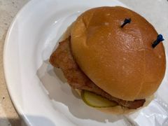 -香港新发烧腊茶餐厅(水围店)