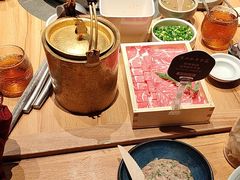 -巴奴毛肚火锅(龙湖锦艺城店)