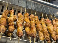 -绿地三只羊羊肉串(万科店)