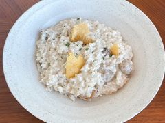 -MONICH牛排融合餐厅(和义大道购物中心店)