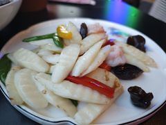 -粉墨特色菜·烧烤音乐酒馆
