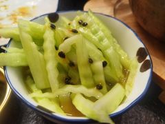 -何妹湿辣牛肉·粤式烧烤砂煲(桂雅路店)