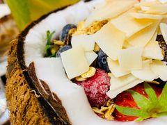 莓果玫椰子碗-吃饼人西餐(南开店)