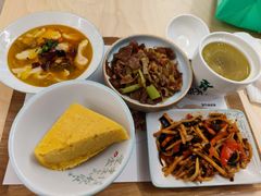 -老乡鸡(上海白玉兰广场店)