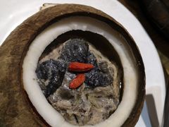 原只椰炖乌鸡汤-汤城小厨(西直门凯德MALL店)