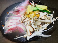 鲜潭蒸汽石锅江团鱼-鲜潭蒸汽石锅鱼(五道口购物中心店)