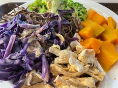 -同济大学本部学苑饮食广场