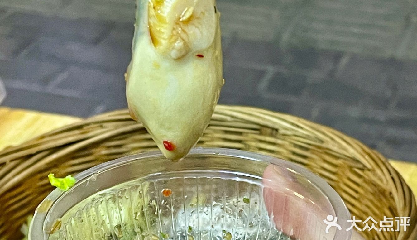 南宁夜市美食 | 肉质鲜美的高压锅生蚝🦪