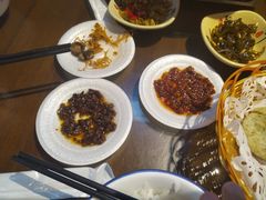-富正毅三下锅·湘西韵味(天门山索道店)