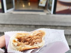 盒装鲜肉月饼-长发西饼(临顿路店)