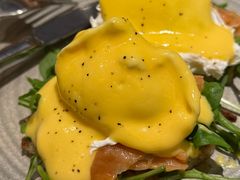 三文鱼班尼迪克蛋-JamaicaBlue Cafe(乌鲁木齐中路店)