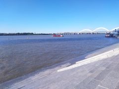 -人民防洪胜利纪念塔