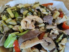 -黄记四更烤乳猪店