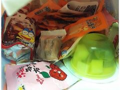 -来伊份(解放路店)