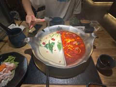 -湊湊火锅·茶憩(上海合生汇店)