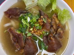 -明姨仔潮汕美食·碳炉猪脚·汕尾牛腩饭·起片鸡煲(起义路店)