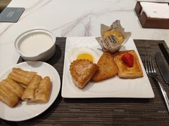 -深圳彭年万丽酒店