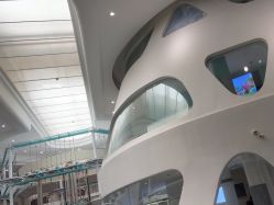 -MINI MARS 移动的空间站乐园·餐饮·派对(浦东金桥店)