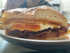培根煎蛋三明治-RAC BAR(安福路店)