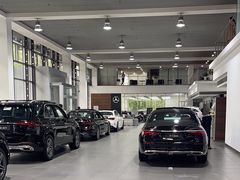 -上海星瀚奔驰4S店(红柳路店)