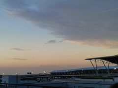 -大众空港宾馆·停车场