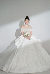 -挪娅婚纱摄影皇家会所