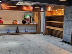 门面-老边饺子馆(中街店)