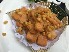 -河畔春天时尚餐厅