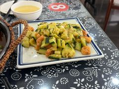 -八两八金·莱芜特色炒鸡(市南漳浦路店)