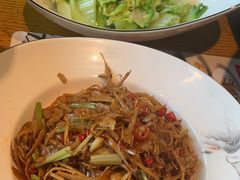 -爱碗亭·鲜炒湖南菜(壹城中心店)